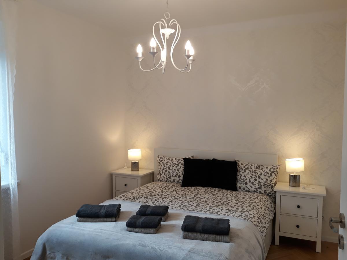 2 Bedroom City Center Apartment Katowice Exteriör bild
